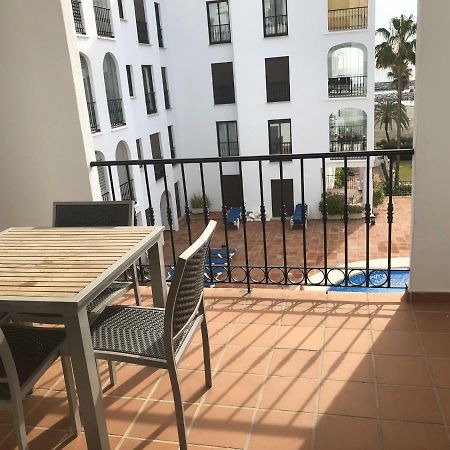 Апартаменты Puerto De La Duquesa Sea View Манилва Экстерьер фото